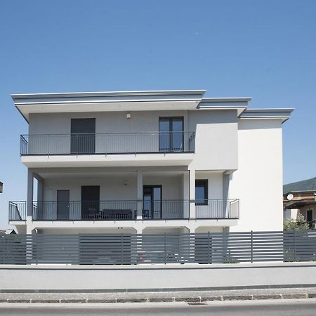 סרנו Aa Residence - Free Private Parking מראה חיצוני תמונה