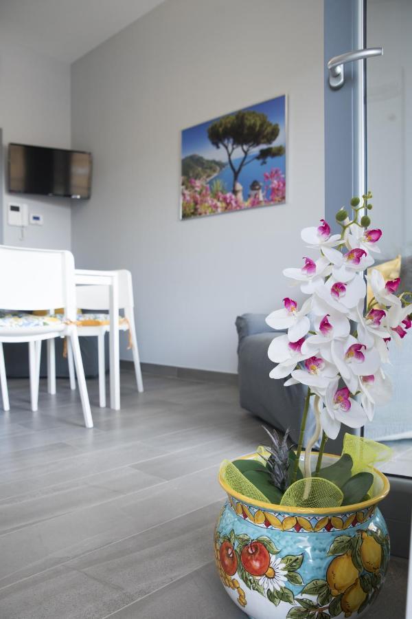 סרנו Aa Residence - Free Private Parking מראה חיצוני תמונה